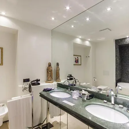 Veglio Sleeps 13 With Pool And Air Con *