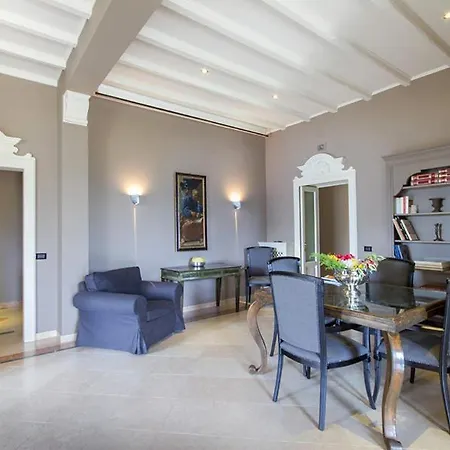 Veglio Sleeps 13 With Pool And Air Con *