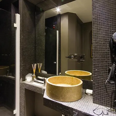 Veglio Sleeps 13 With Pool And Air Con 别墅