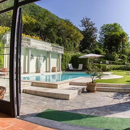 Villa Veglio Sleeps 13 With Pool And Air Con Laglio
