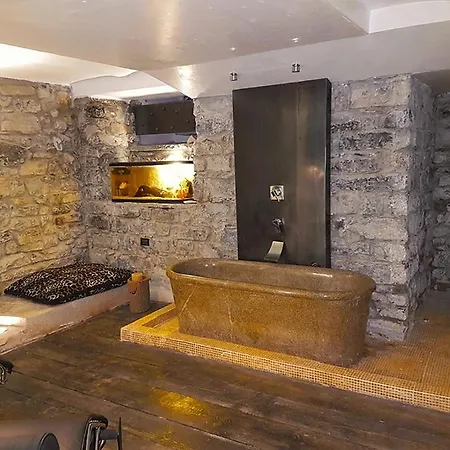 Veglio Sleeps 13 With Pool And Air Con * 라글리오